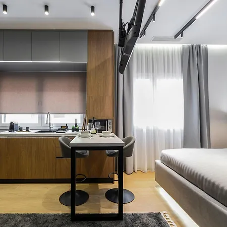 Apartment Aristotelian Virtues - Tharros *