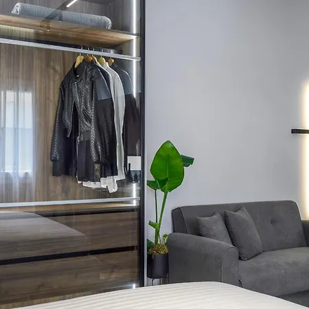 Aristotelian Virtues - Tharros Apartment Thessaloniki
